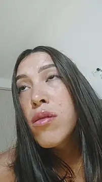 Lina Carolina online show from 5, 12, 2025