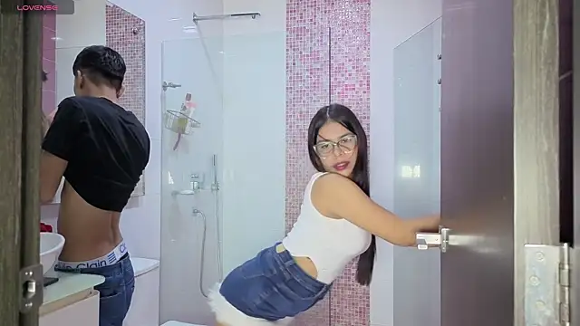 Snapshot of Katrina_hot1 chatting on 15, 12, 2025 Katrina hot1 online show from 15, 12, 2025