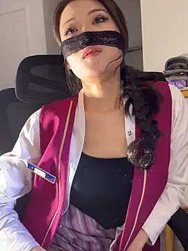 youyou-baby999 online show from 9, 2, 2026