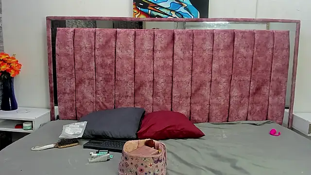 lucy 78 sweet online show from 13, 3, 2026