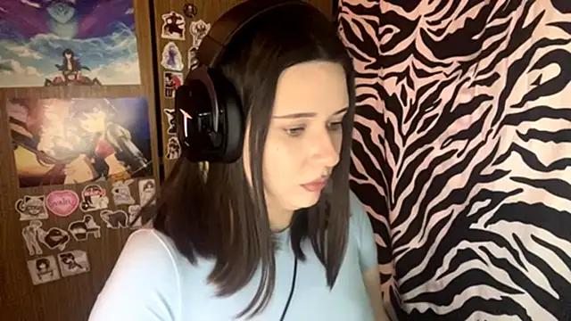 AngeliqueSulima online show from 5, 12, 2025