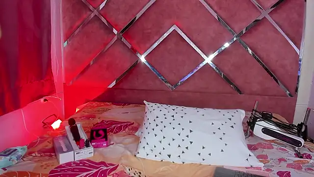 MeganDangelo online show from 6, 2, 2026