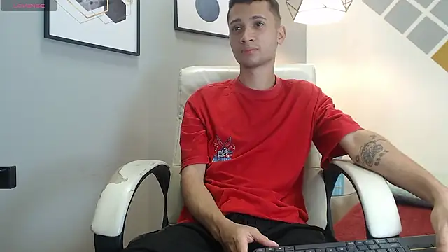 LucassSmith11 online show from 9, 2, 2026