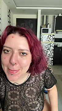 Snapshot of MurrbyAliceMoore chatting on 4, 12, 2025 MurrbyAliceMoore online show from 4, 12, 2025