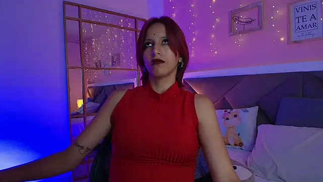 Snapshot of tifany_hall chatting on 16, 12, 2025 tifany hall online show from 16, 12, 2025