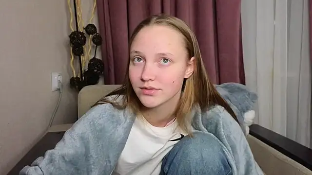 Snapshot of BibiStapler chatting on 16, 12, 2025 BibiStapler online show from 16, 12, 2025