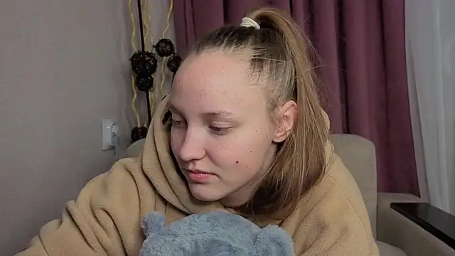 Snapshot of BibiStapler chatting on 19, 12, 2025 BibiStapler online show from 19, 12, 2025