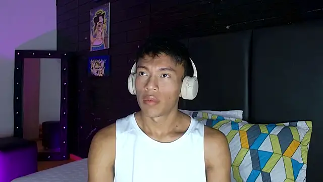 santinaughty online show from 7, 1, 2026