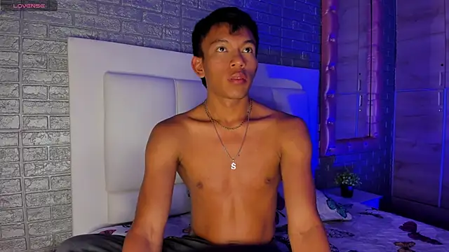 santinaughty online show from 10, 1, 2026