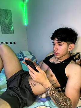 wil hot online show from 15, 12, 2025