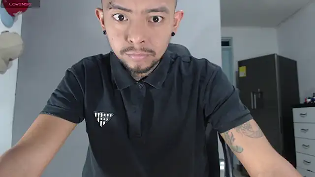 BASTIAN NICOLAS  online show from 28, 4, 2026