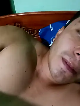 Snapshot of Joe_Ramos_19 chatting on 29, 11, 2025 Joe Ramos 19 online show from 29, 11, 2025