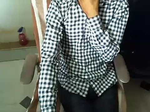 TwinklyBasket897 online show from 5, 12, 2025