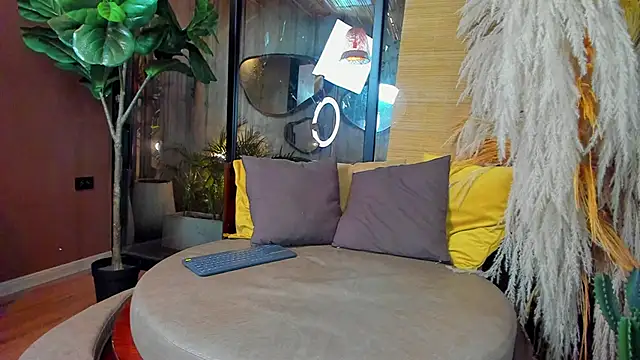 isaac grimm online show from 1, 12, 2025