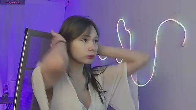 ReikoAckerman online show from 19, 12, 2025