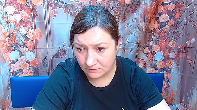 NadinForest online show from 1, 12, 2025