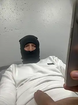 Snapshot of xprada34 chatting on 29, 11, 2025 xprada34 online show from 29, 11, 2025