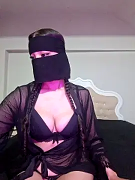 Snapshot of deva-sexy chatting on 8, 6, 2026 deva-sexy online show from 8, 6, 2026