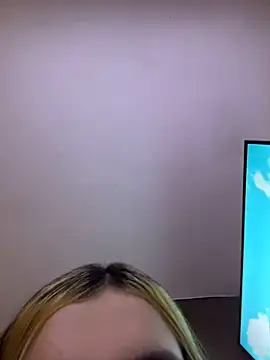 kira velour online show from 20, 12, 2025