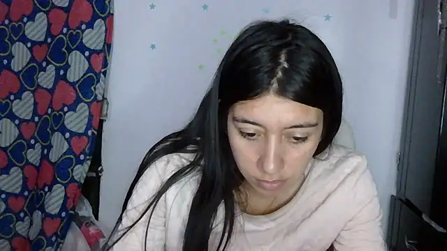 Snapshot of TaylorLove- chatting on 1, 12, 2025 TaylorLove- online show from 1, 12, 2025