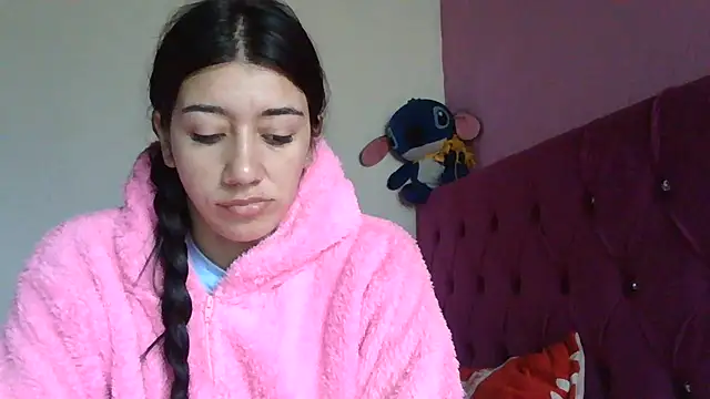 Snapshot of TaylorLove- chatting on 15, 1, 2026 TaylorLove- online show from 15, 1, 2026