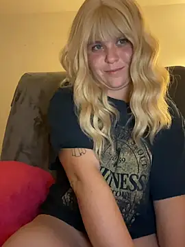 WattledFourth online show from 14, 12, 2025