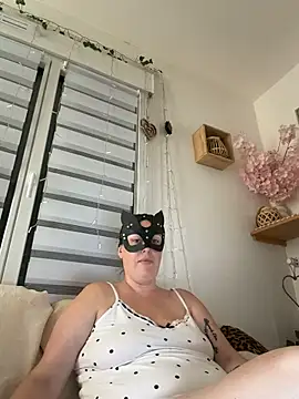 bellavelours online show from 29, 7, 2026