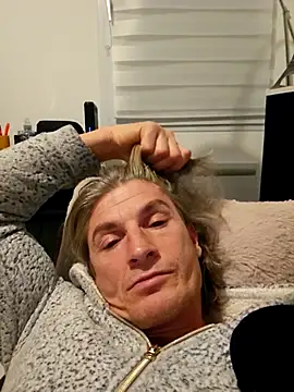 coltstudiogrouperic online show from 2, 12, 2025