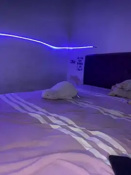 Lindalatina2001 online show from 16, 1, 2026