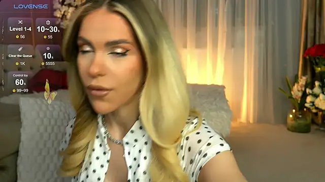 ChloeVelvetx online show from 3, 3, 2026