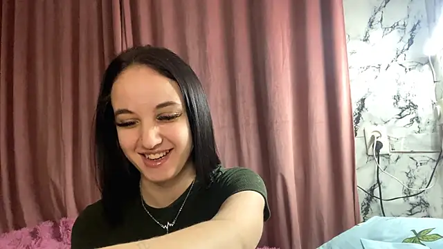 StacyHoyles online show from 16, 12, 2025