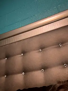 kenziebby0202 online show from 1, 12, 2025