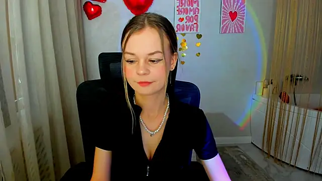 MidnighteAura online show from 17, 2, 2026