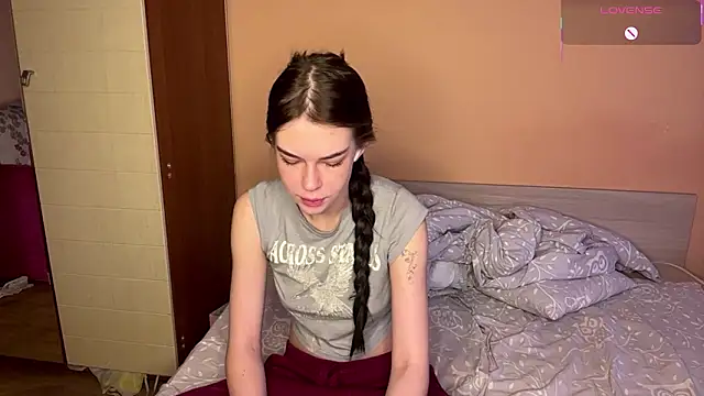 ElliRusk online show from 5, 3, 2026