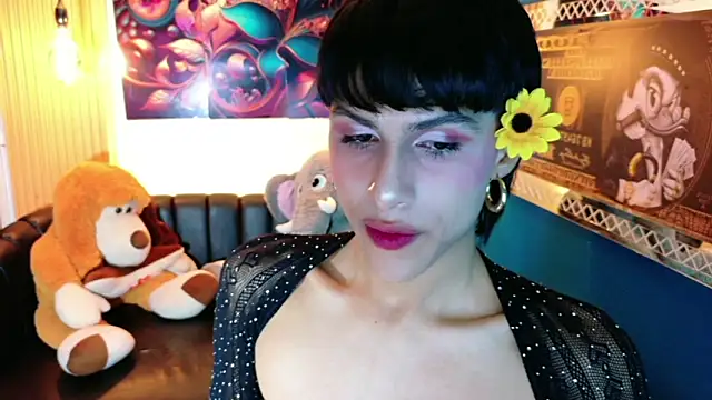 Snapshot of StormLuxX chatting on 23, 5, 2026 StormLuxX online show from 23, 5, 2026