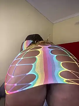 GiantClithpee online show from 10, 4, 2026