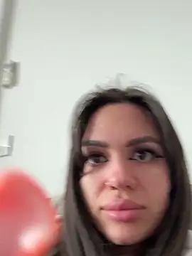 SiennaLuxexx online show from 19, 2, 2026