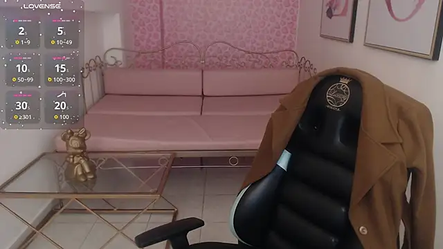 Nina harpper  online show from 7, 1, 2026