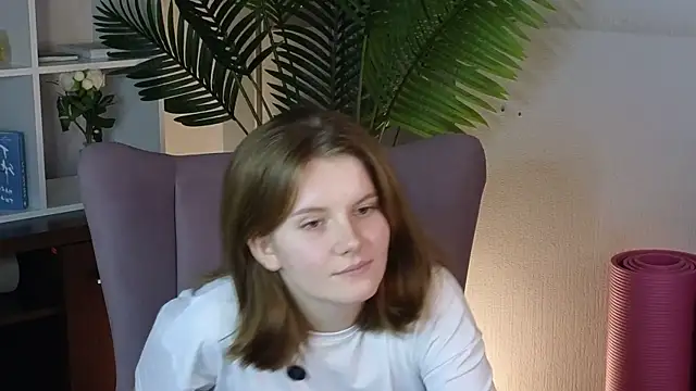 Snapshot of JanuaryElders chatting on 3, 12, 2025 JanuaryElders online show from 3, 12, 2025