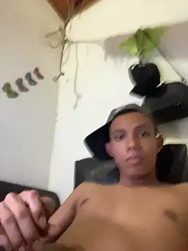 Snapshot of Colombians- chatting on 24, 2, 2026 Colombians- online show from 24, 2, 2026