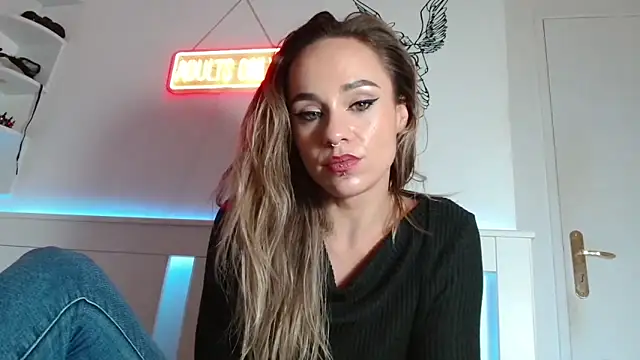 Mllecam online show from 5, 12, 2025