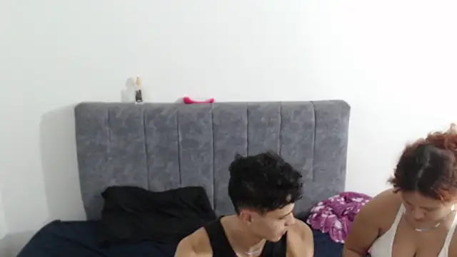 hottie couplee online show from 29, 5, 2026