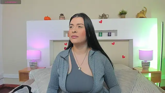 AnikaRomanoff  online show from 20, 5, 2026