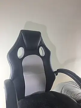 x Adeline  online show from 4, 2, 2026