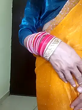 Lovely Ladyboy star online show from 10, 3, 2026