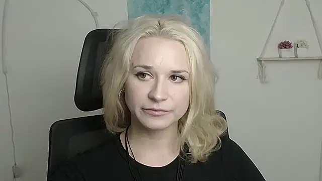 Melodie Aster online show from 14, 4, 2026