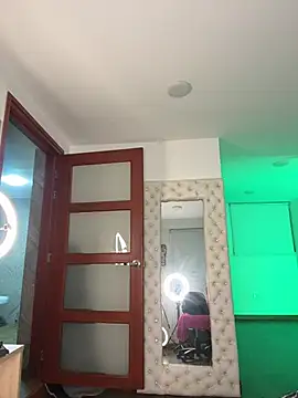 NaomiGarcia1 online show from 26, 5, 2026