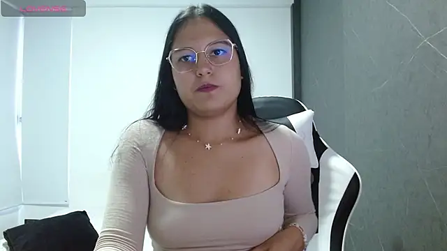 Snapshot of candy_rosemaryy chatting on 25, 2, 2026 candy rosemaryy online show from 25, 2, 2026