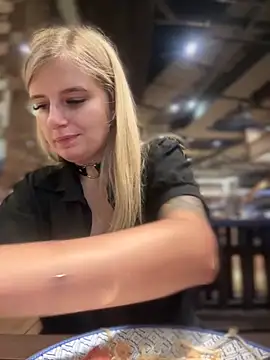 Betsy online show from 4, 1, 2025