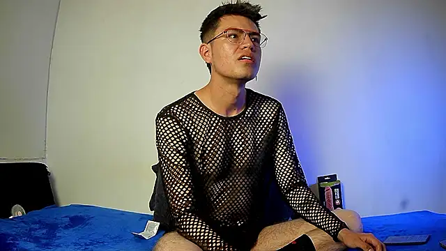 nicolatinboy online show from 7, 2, 2026